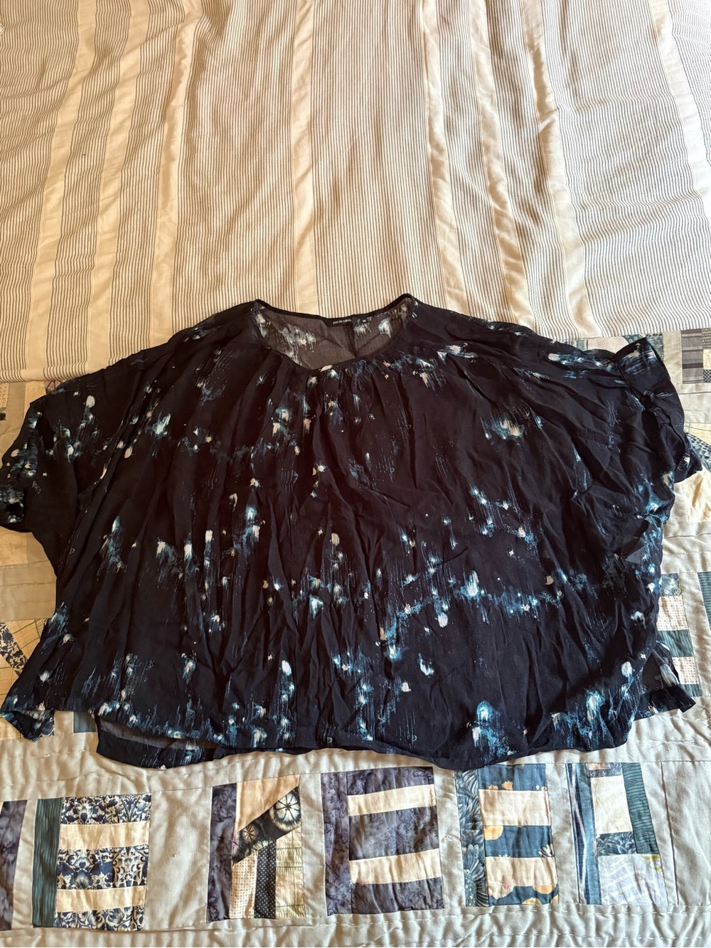 Pas de Calais Beautiful Sheer Top (oversized)